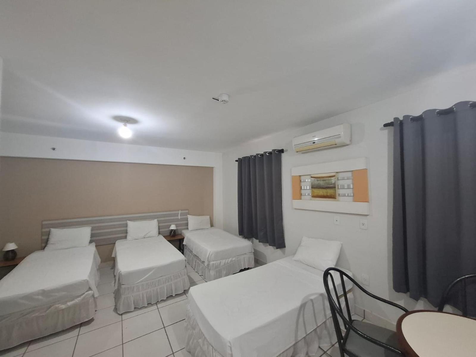 Saint James Palace Hotel 렌소이스 파울리스타 외부 사진